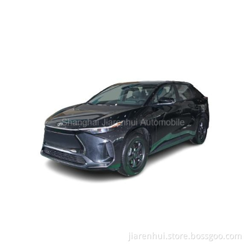 Auto a lungo raggio Cina EV Auto usata Nuovo veicolo da 560 km SUV a 5 posti BZ4X con 4WD